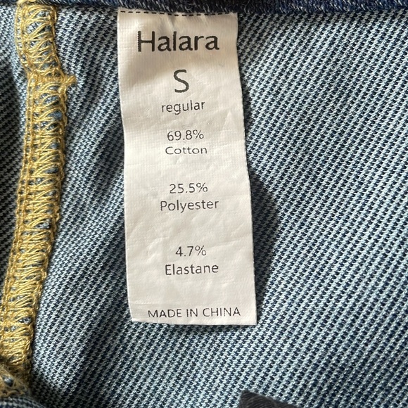 High Waisted Stretchy Knit Denim Shorts - Picture 3 of 4